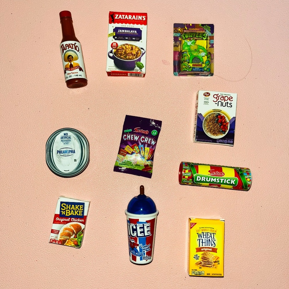 Mini Brands 10 Pieces